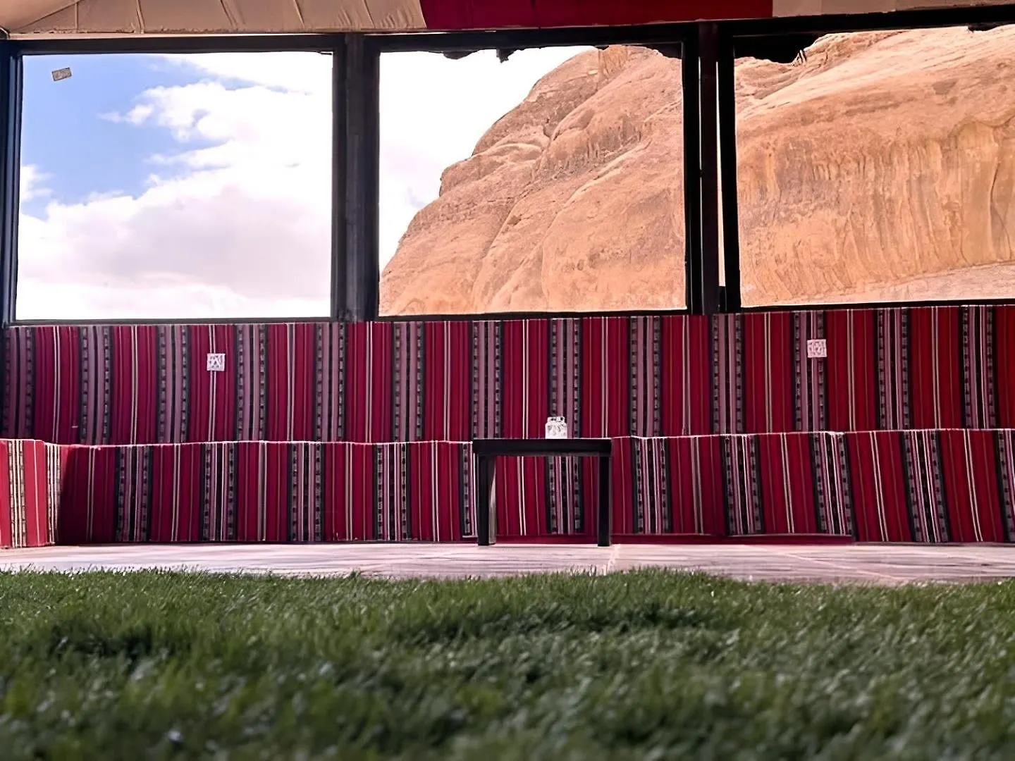 Wadi Rum Lona Camp Άκαμπα